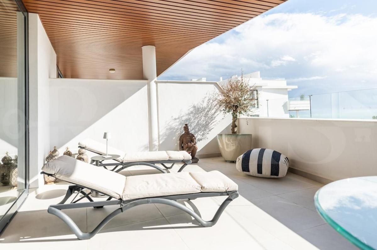 丰希罗拉Seaside Escape With Views, Pool And Parking Rems公寓 外观 照片