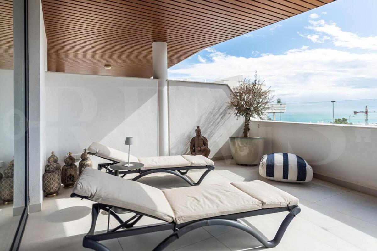 丰希罗拉Seaside Escape With Views, Pool And Parking Rems公寓 外观 照片